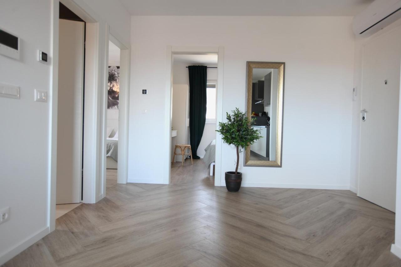 Apartments One Трогір Екстер'єр фото