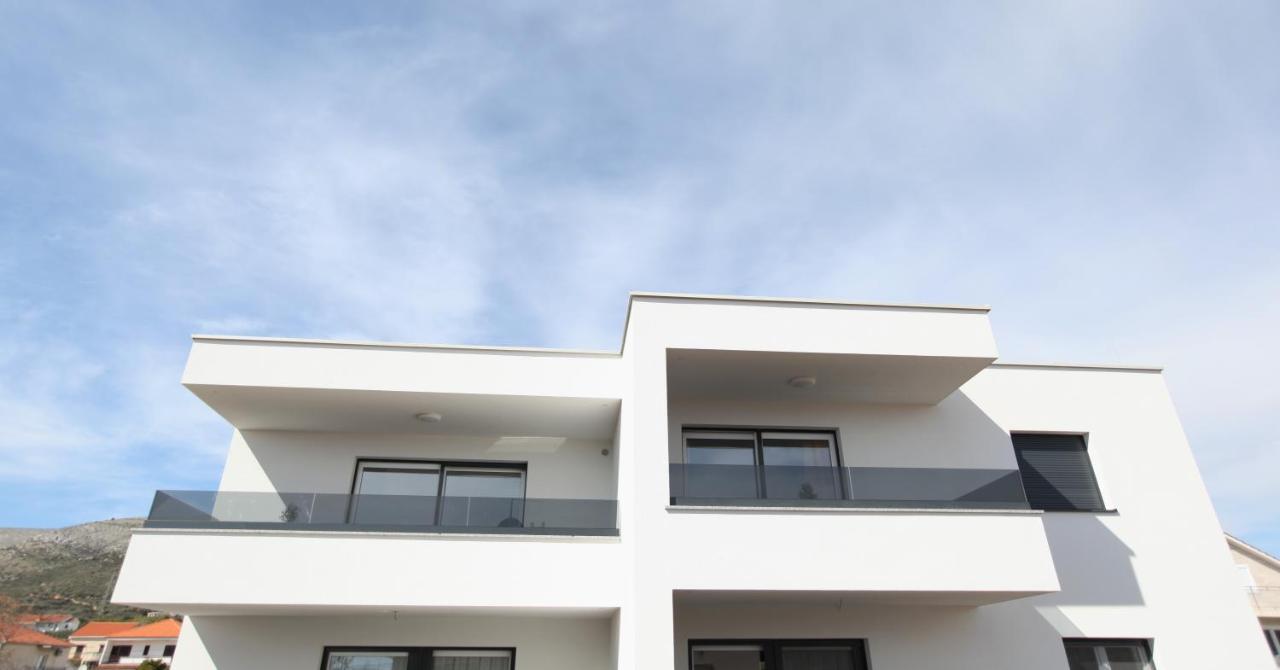 Apartments One Трогір Екстер'єр фото
