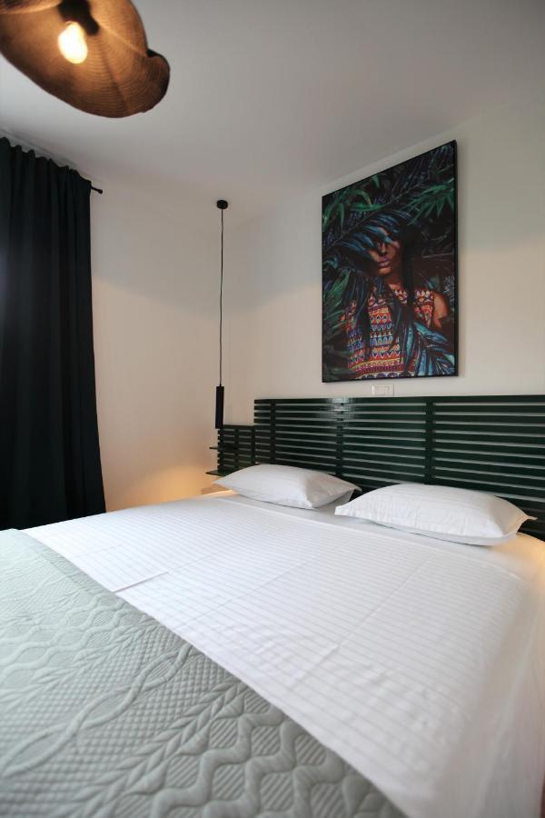 Apartments One Трогір Екстер'єр фото