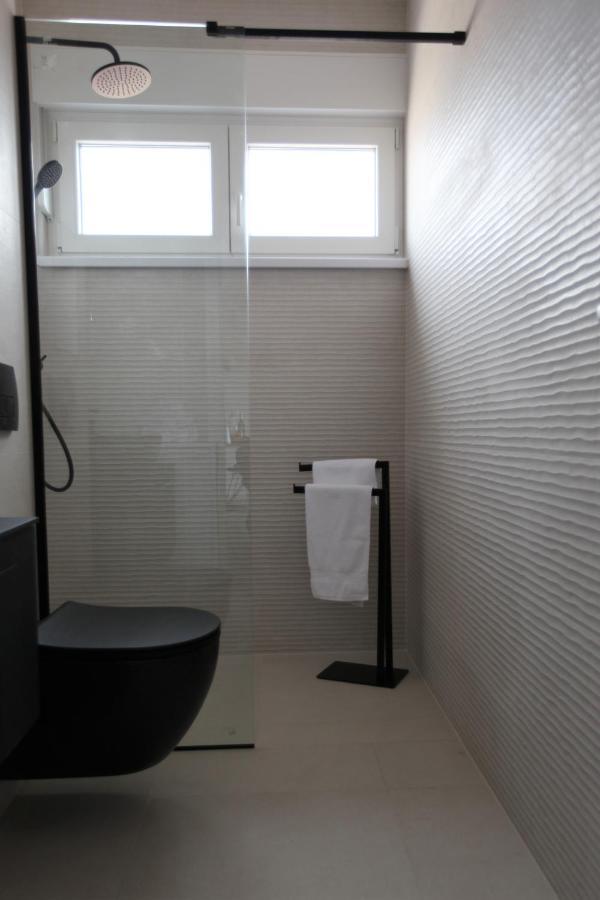 Apartments One Трогір Екстер'єр фото